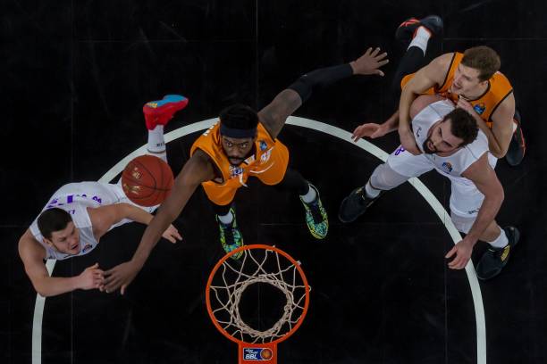 时往往处于 时往往处于