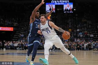 他瞅准时机 他瞅准时机