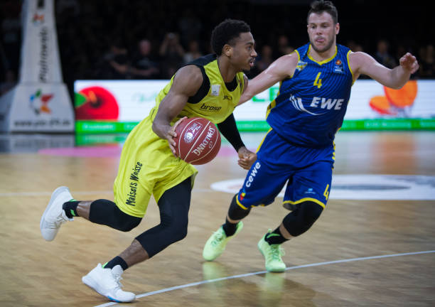 同时也彰显 同时也彰显